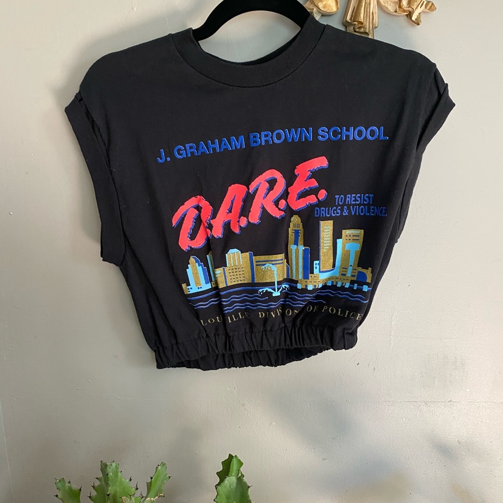 Clinched crop top